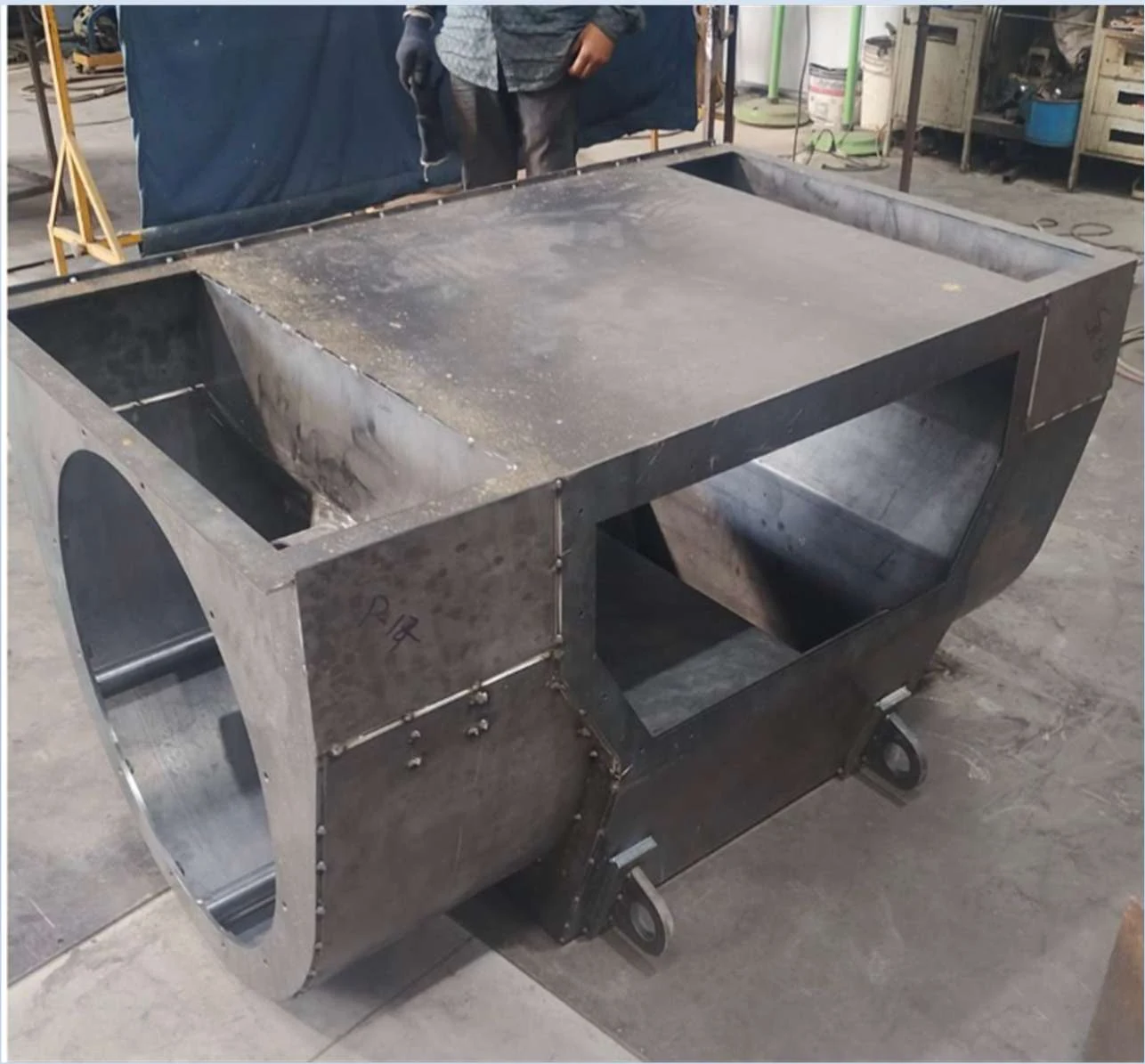 Motor fan cover for TDPS